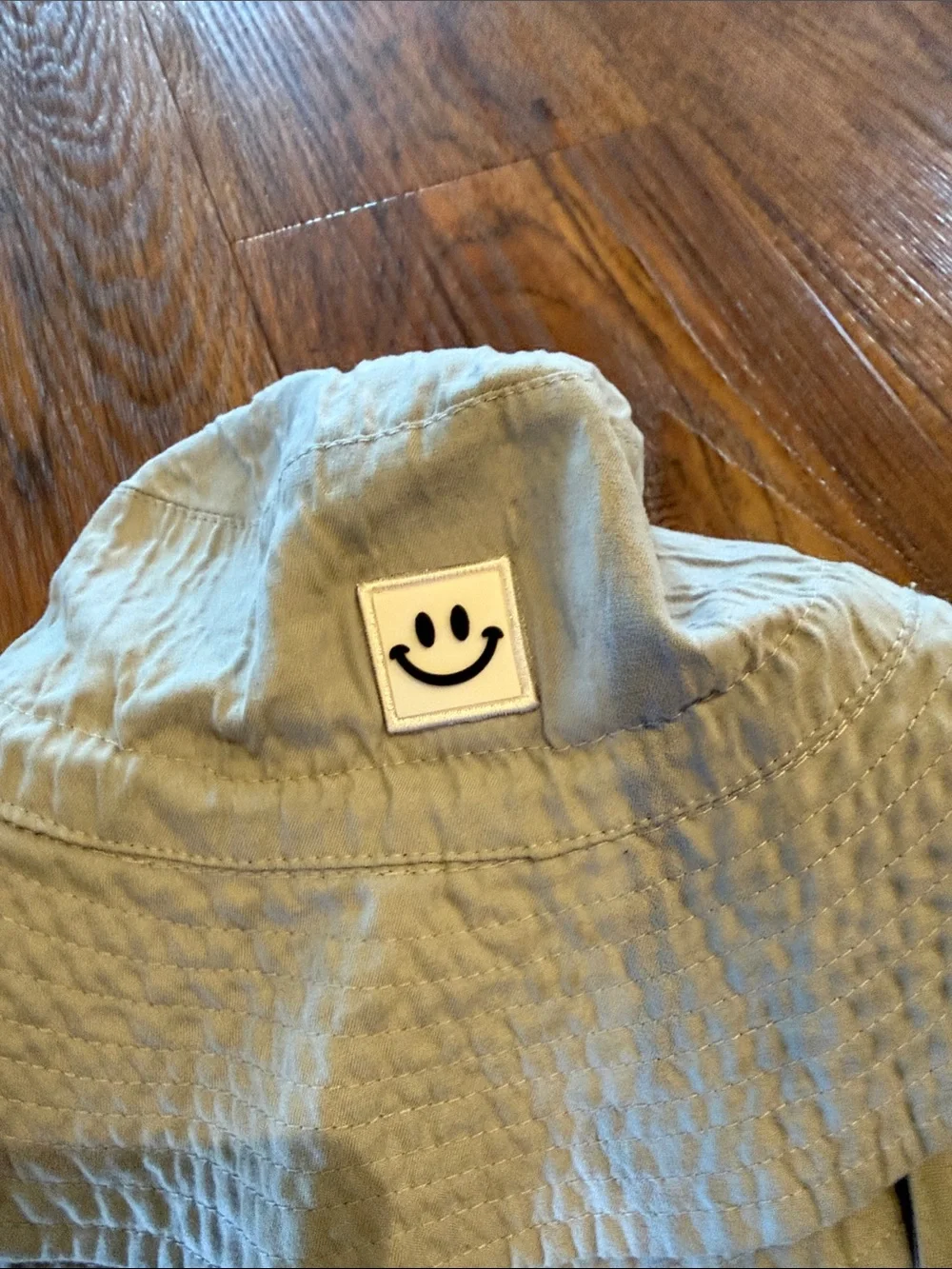 N/A light gray